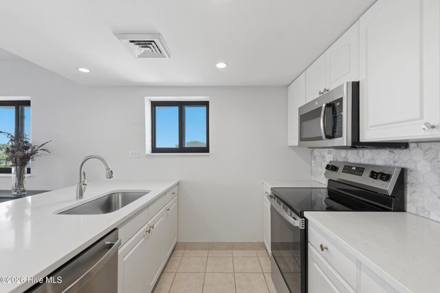 322 Causeway Drive Ste 401, Wrightsville Beach, NC 28480