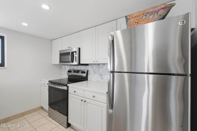 322 Causeway Drive Ste 401, Wrightsville Beach, NC 28480