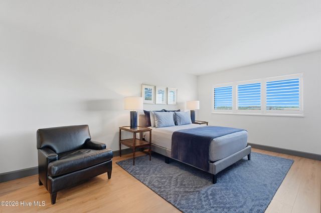 322 Causeway Drive Ste 401, Wrightsville Beach, NC 28480