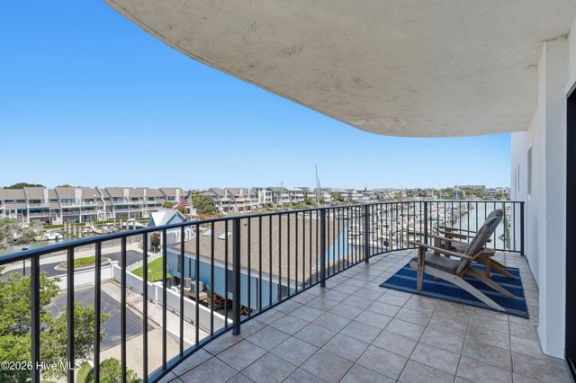 322 Causeway Drive Ste 401, Wrightsville Beach, NC 28480