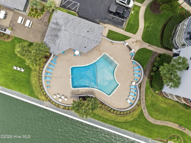 322 Causeway Drive Ste 401, Wrightsville Beach, NC 28480