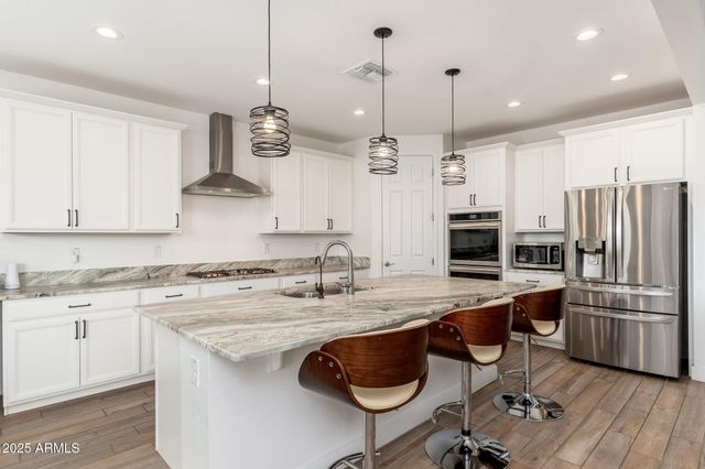 18542 W SELDON Lane, Waddell, AZ 85355