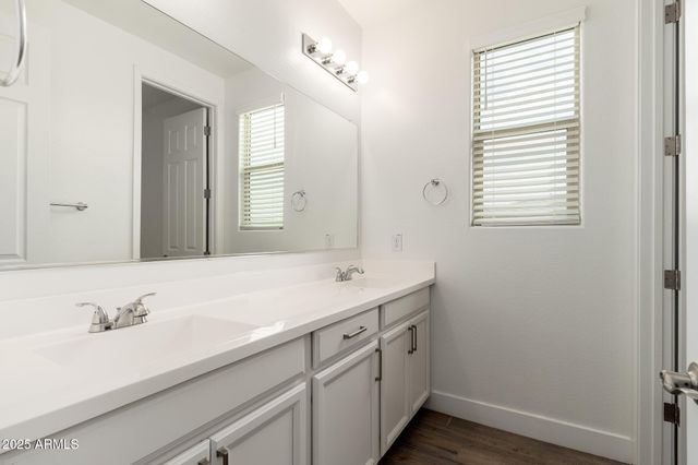 18542 W SELDON Lane, Waddell, AZ 85355