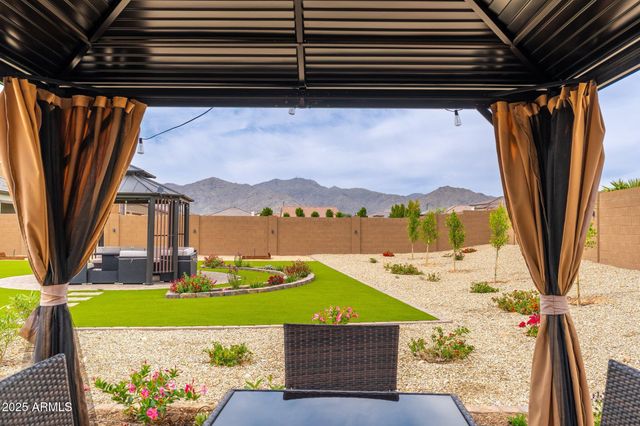 18542 W SELDON Lane, Waddell, AZ 85355