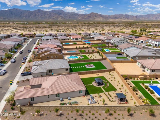 18542 W SELDON Lane, Waddell, AZ 85355