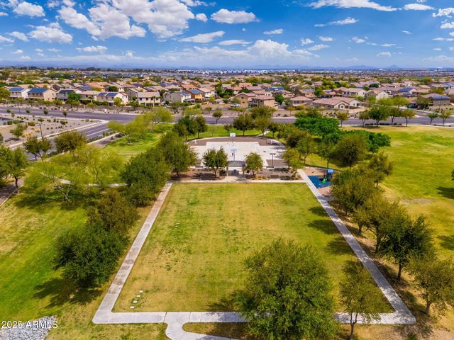 18542 W SELDON Lane, Waddell, AZ 85355