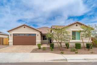 18542 W SELDON Lane, Waddell, AZ 85355