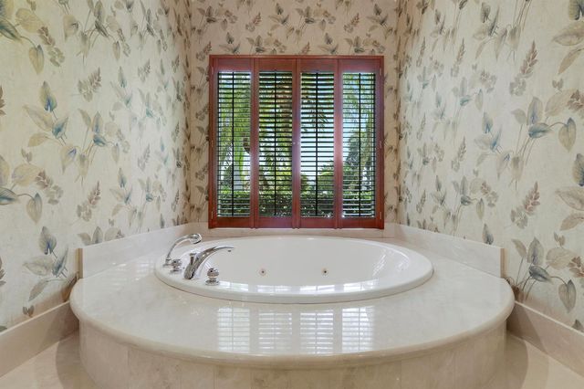 171 Spyglass Lane, Jupiter, FL 33477