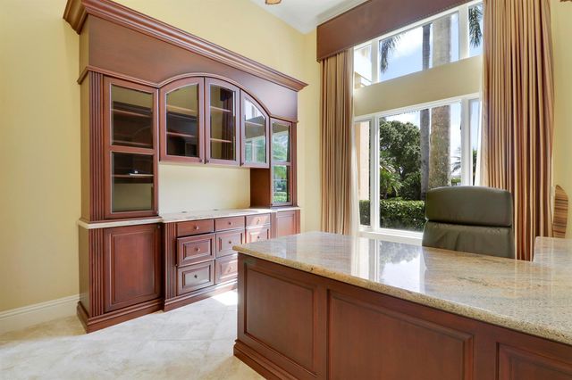 171 Spyglass Lane, Jupiter, FL 33477
