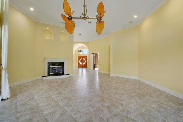 171 Spyglass Lane, Jupiter, FL 33477