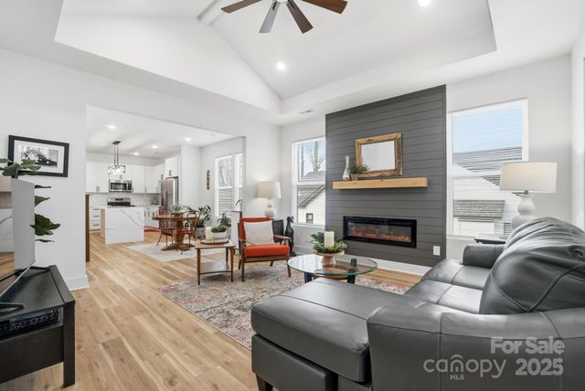 494 E 22nd Street, Kannapolis, NC 28083