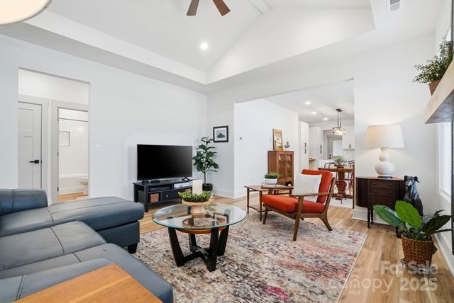 494 E 22nd Street, Kannapolis, NC 28083