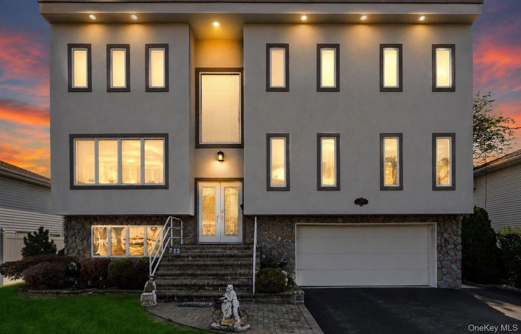 2489 Aron Drive W, Seaford, NY 11783 — exterior
