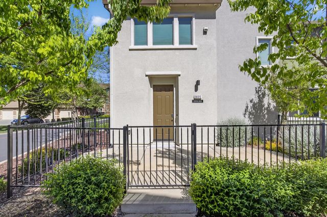 3035 Magical Walk, Sacramento, CA 95835
