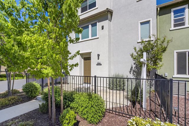 3035 Magical Walk, Sacramento, CA 95835