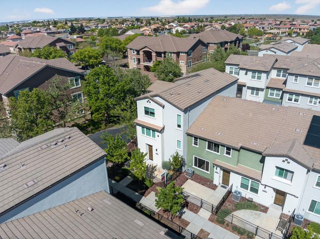 3035 Magical Walk, Sacramento, CA 95835