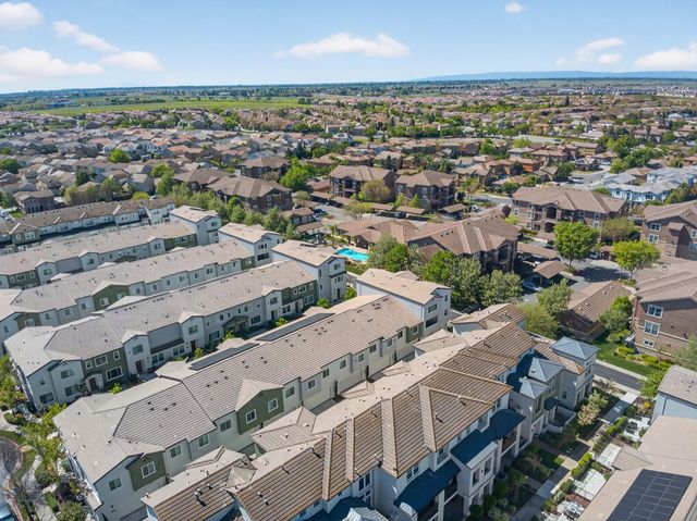 3035 Magical Walk, Sacramento, CA 95835