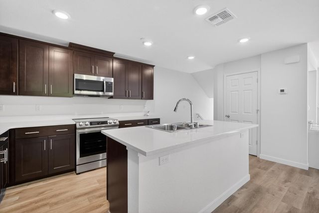 3035 Magical Walk, Sacramento, CA 95835