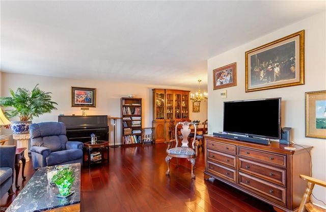7320 Glenroie Ave Apt 4G, Norfolk, VA 23505