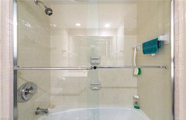 7320 Glenroie Ave Apt 4G, Norfolk, VA 23505