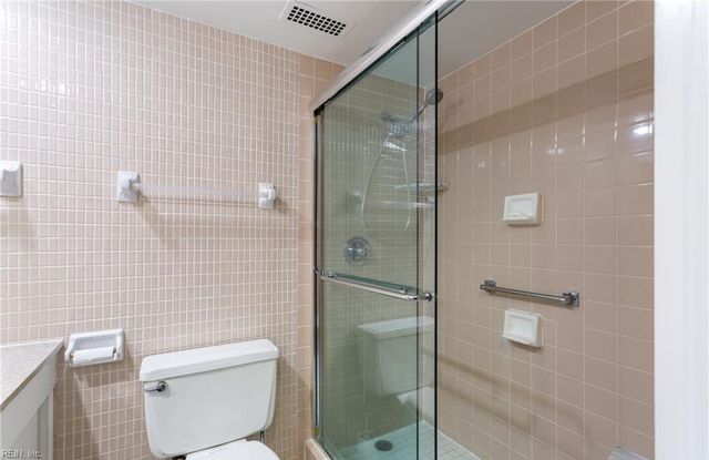 7320 Glenroie Ave Apt 4G, Norfolk, VA 23505