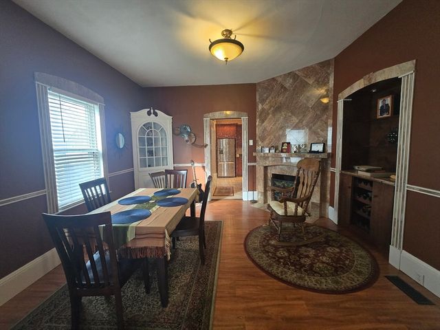 126 Green St 126, Melrose, MA 02176