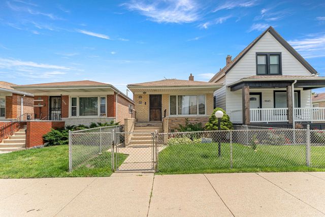 9043 S Carpenter Street, Chicago, IL 60620