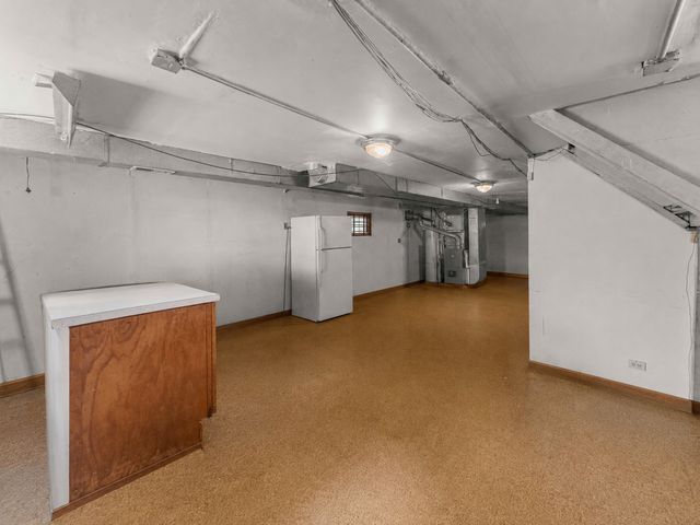 9043 S Carpenter Street, Chicago, IL 60620