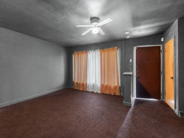 9043 S Carpenter Street, Chicago, IL 60620