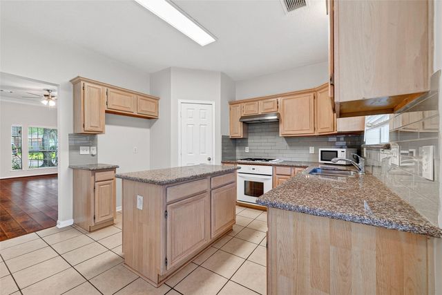 4539 Springfield Lakes Street, Sugar Land, TX 77479