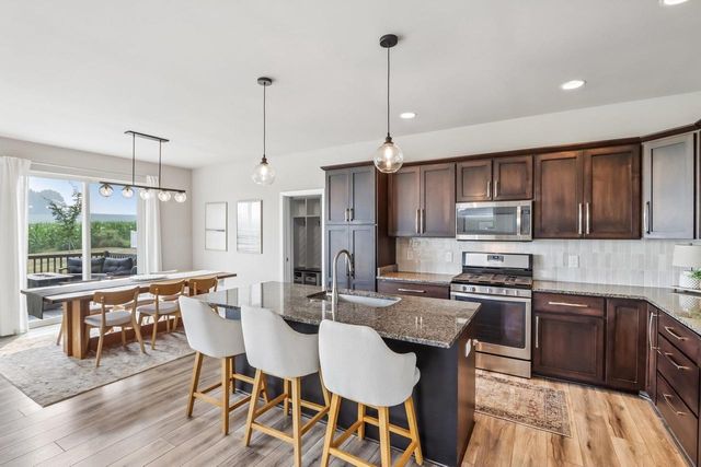 4727 Catalina Parkway, Mcfarland, WI 53558