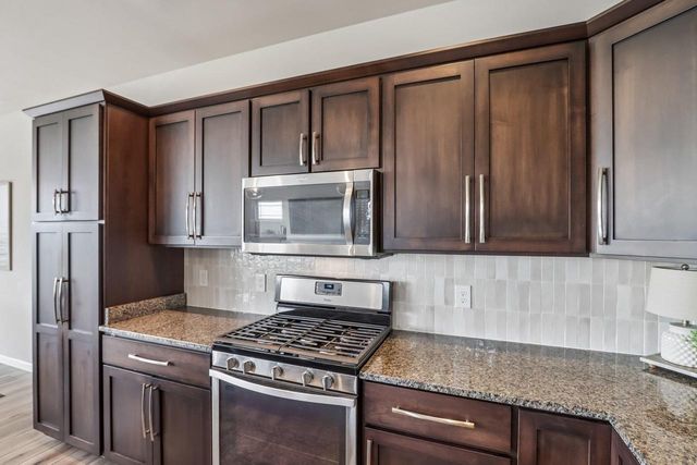 4727 Catalina Parkway, Mcfarland, WI 53558