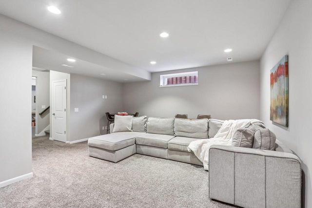 4727 Catalina Parkway, Mcfarland, WI 53558