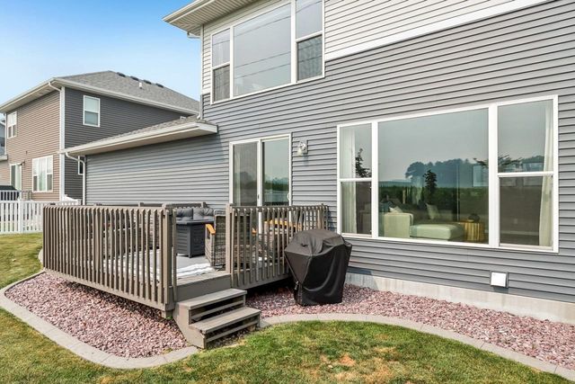 4727 Catalina Parkway, Mcfarland, WI 53558