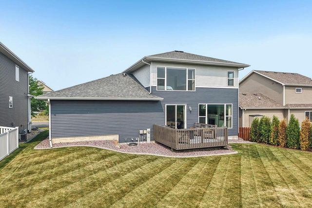 4727 Catalina Parkway, Mcfarland, WI 53558