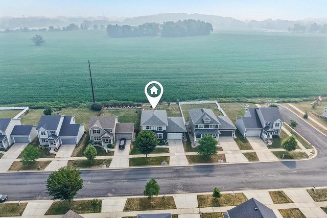 4727 Catalina Parkway, Mcfarland, WI 53558