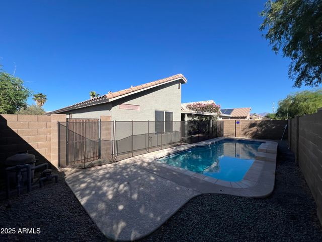 10939 E DIAMOND Avenue, Mesa, AZ 85208