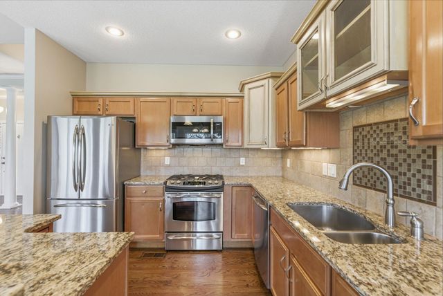 821 N Bedford St, Wichita, KS 67206