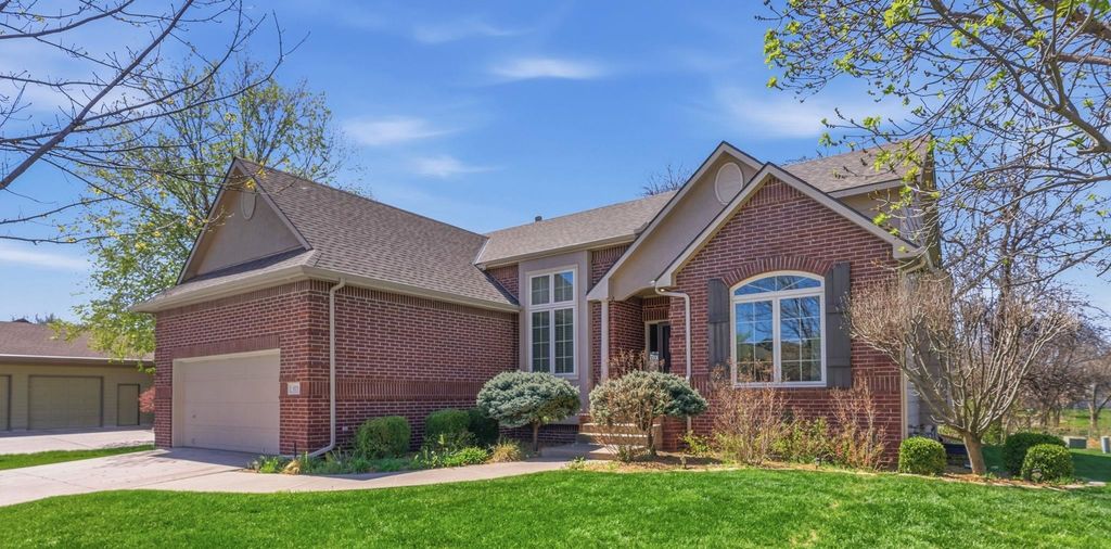 821 N Bedford St, Wichita, KS 67206