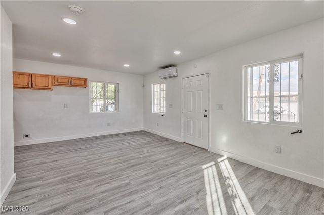 339 North 10th Street 1, Las Vegas, NV 89101