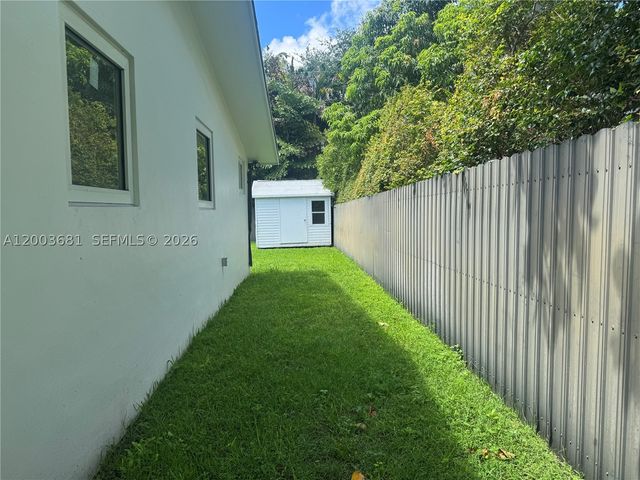 8640 SW 125th Ter, Miami, FL 33156