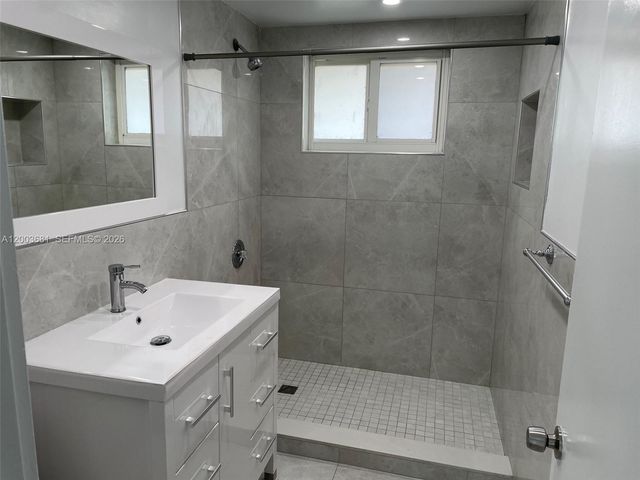 8640 SW 125th Ter, Miami, FL 33156