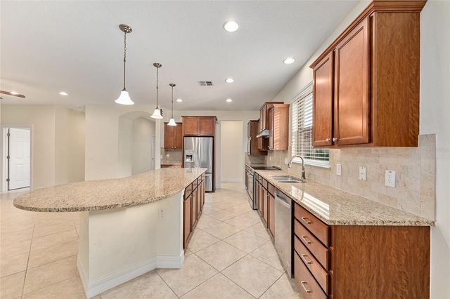 9221 SW 70TH LOOP, Ocala, FL 34481