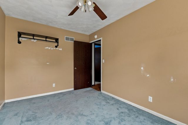 1105 11th Avenue, Moline, IL 61265
