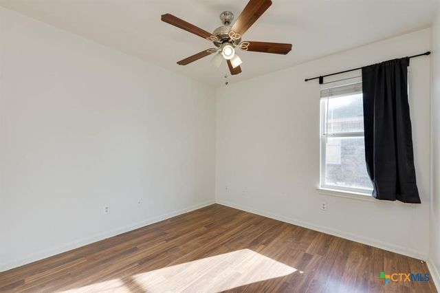 6007 Lone Star Court, Hutto, TX 78634