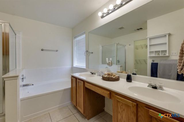 6007 Lone Star Court, Hutto, TX 78634