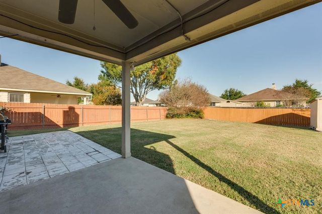 6007 Lone Star Court, Hutto, TX 78634
