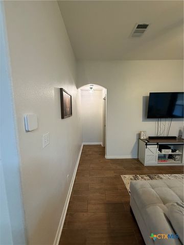 6007 Lone Star Court, Hutto, TX 78634