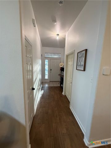 6007 Lone Star Court, Hutto, TX 78634