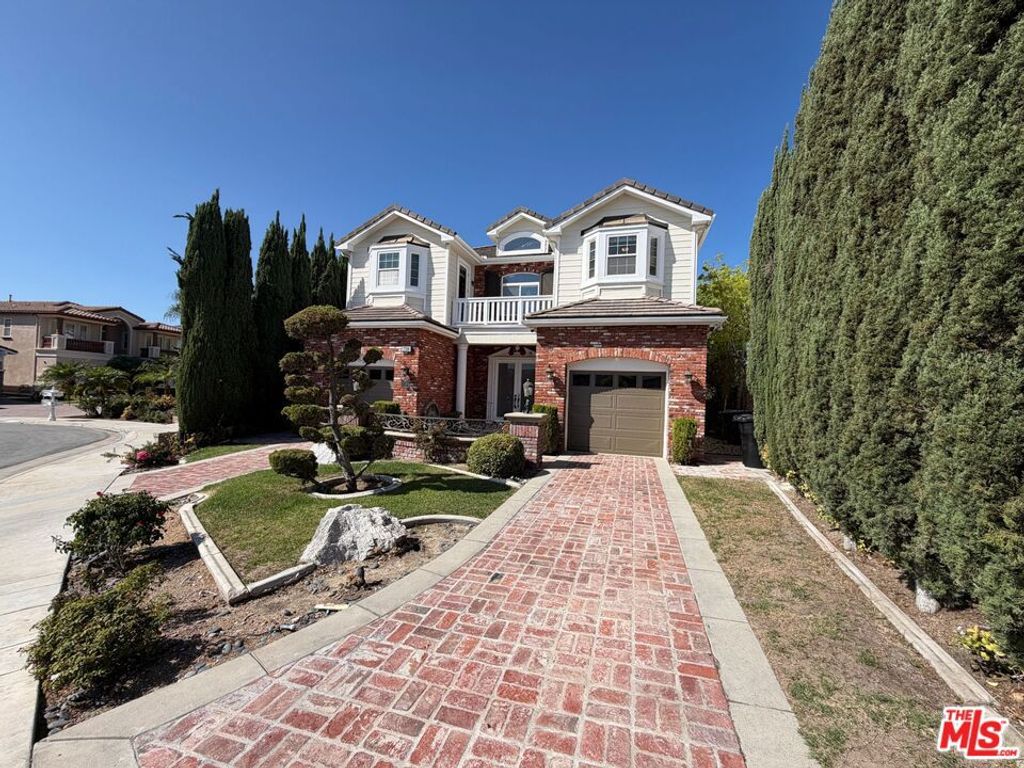 17109 Santa Cruz Court, Yorba Linda, CA 92886 — exterior